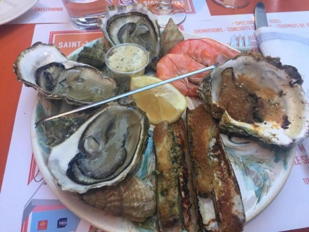 Les Poissons Sète Exterior foto